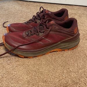 Women’s Trail Running Shoes
